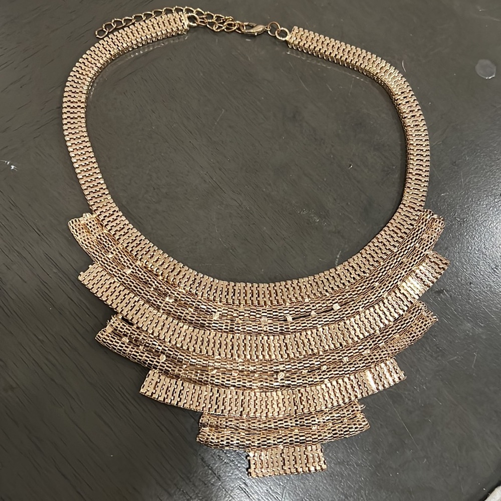 Statement necklace - Picture 3 of 3